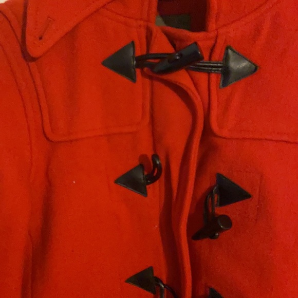 Red coat - Picture 2 of 4